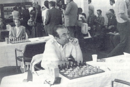 Kortschnoj smoking